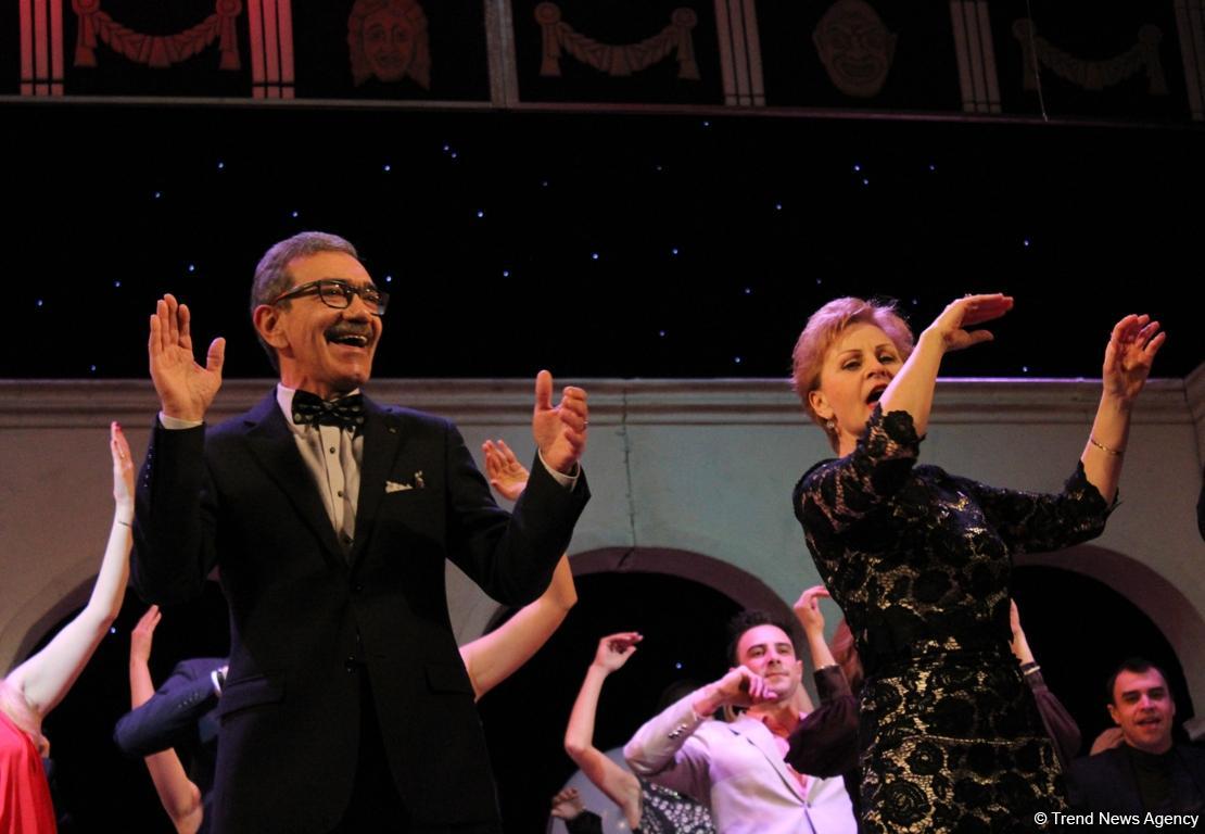 Русдрама имени Самеда Вургуна - 98 знаков качества (ФОТО)