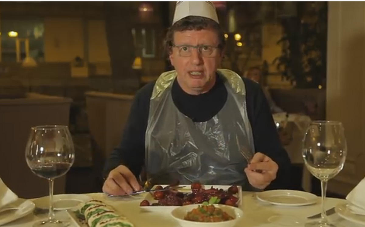 Российский ведущий нашел в Баку  "бриллианты" (ФОТО, ВИДЕО)