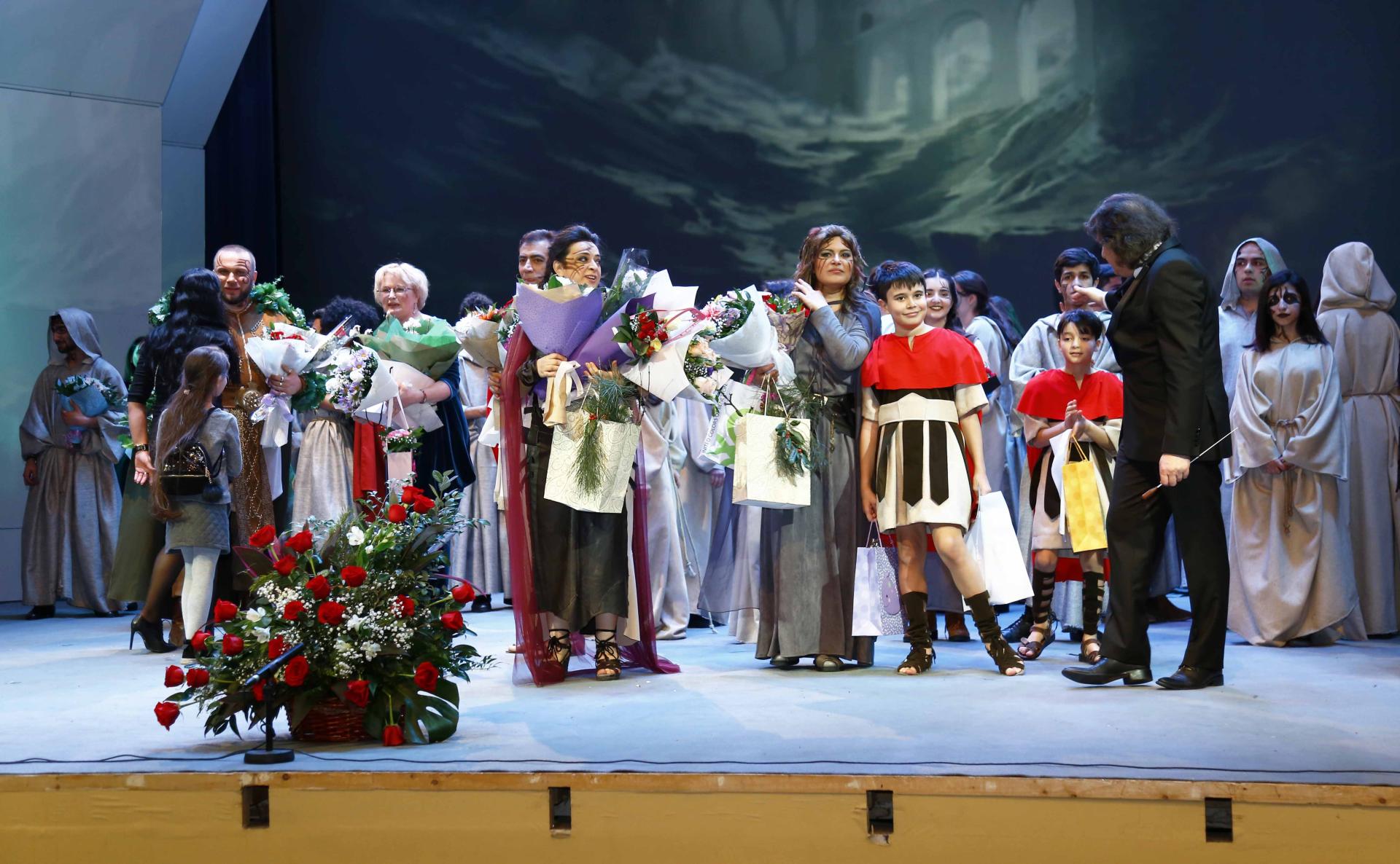 Триумфальная премьера азербайджанских звезд итальянской оперы "Норма" (ФОТО)