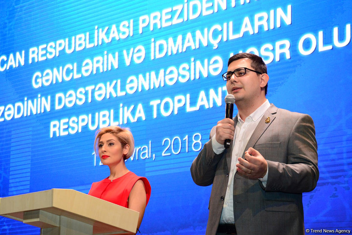 Молодежь и спортсмены Азербайджана поддерживают кандидатуру Президента Ильхама Алиева  (ФОТО)