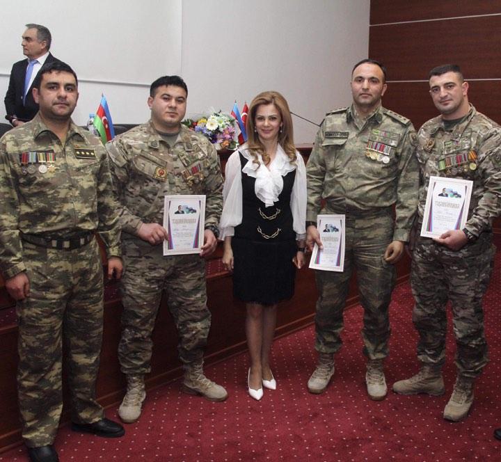 В Баку прошла презентация первого национального фильма-пантомимы "Сотворение мира" (ФОТО)