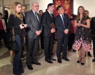 В Баку отметили Новый год по китайскому календарю ковровым искусством (ФОТО)