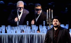 Любовная страсть и три карты Юсифа Эйвазова на сцене Большого театра России  (ФОТО)