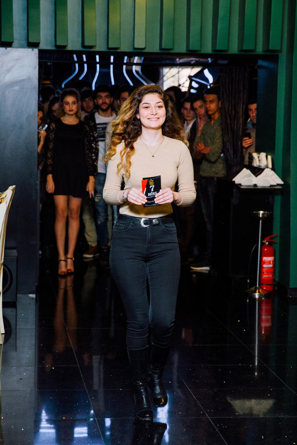 Парней больше девушек в конкурсе красоты Miss & Mister Grand Azerbaijan (ФОТО)