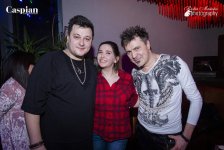 В Баку прошла вечеринка "Поднимаем руки вверх!" в стиле 90-х (ФОТО)