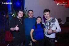 В Баку прошла вечеринка "Поднимаем руки вверх!" в стиле 90-х (ФОТО)