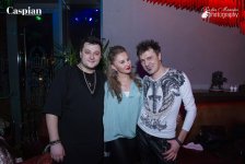 В Баку прошла вечеринка "Поднимаем руки вверх!" в стиле 90-х (ФОТО)