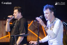 В Баку прошла вечеринка "Поднимаем руки вверх!" в стиле 90-х (ФОТО)