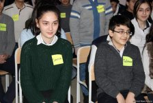 США запустили в Азербайджане новый проект по поддержке детей вынужденных переселенцев (ФОТО)