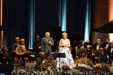 Лала Мамедова выступила против суеверий и отметила 40-летие потрясающим концертом "Женщина, которая поет" (ФОТО)