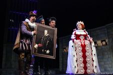 Русдрама имени Самеда Вургуна - 98 знаков качества (ФОТО)