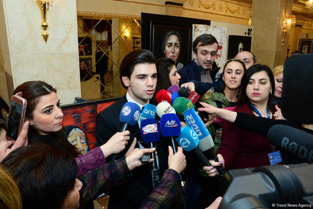 В Баку состоялись выставка и литературно-художественное мероприятие "Голос Карабаха" (ФОТО)