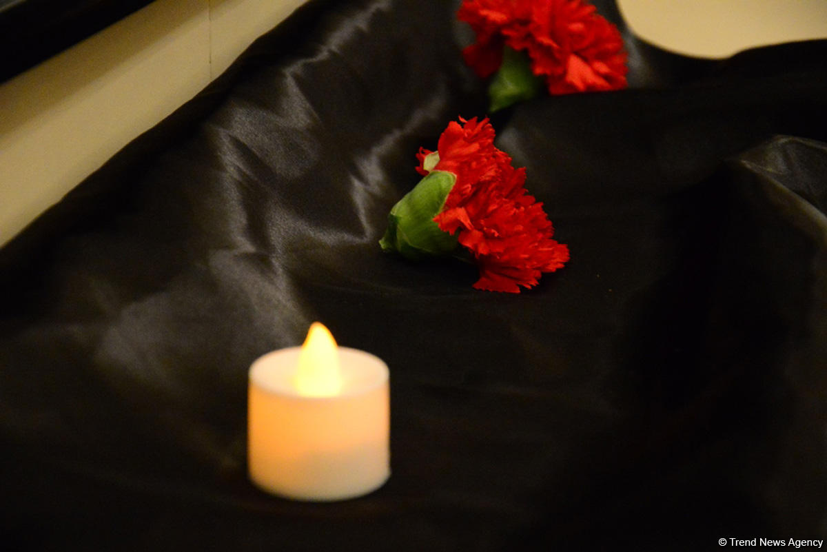 В Баку состоялись выставка и литературно-художественное мероприятие "Голос Карабаха" (ФОТО)