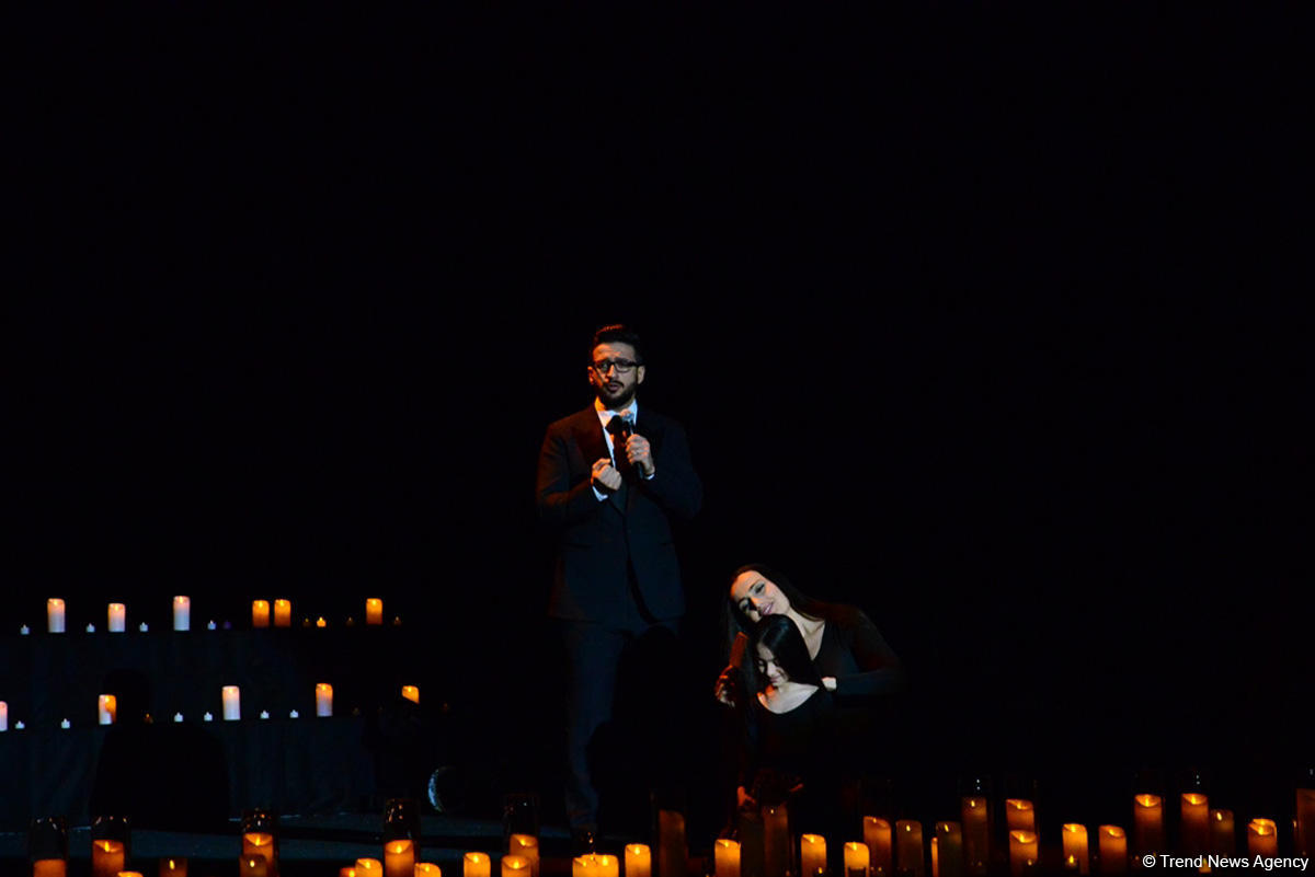 В Баку состоялись выставка и литературно-художественное мероприятие "Голос Карабаха" (ФОТО)