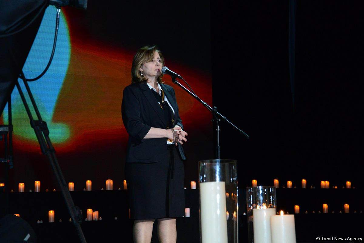 В Баку состоялись выставка и литературно-художественное мероприятие "Голос Карабаха" (ФОТО)