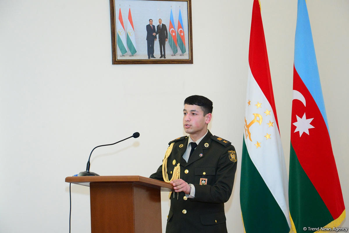 В Азербайджане отметили 25-ю годовщину создания ВС Таджикистана (ФОТО)