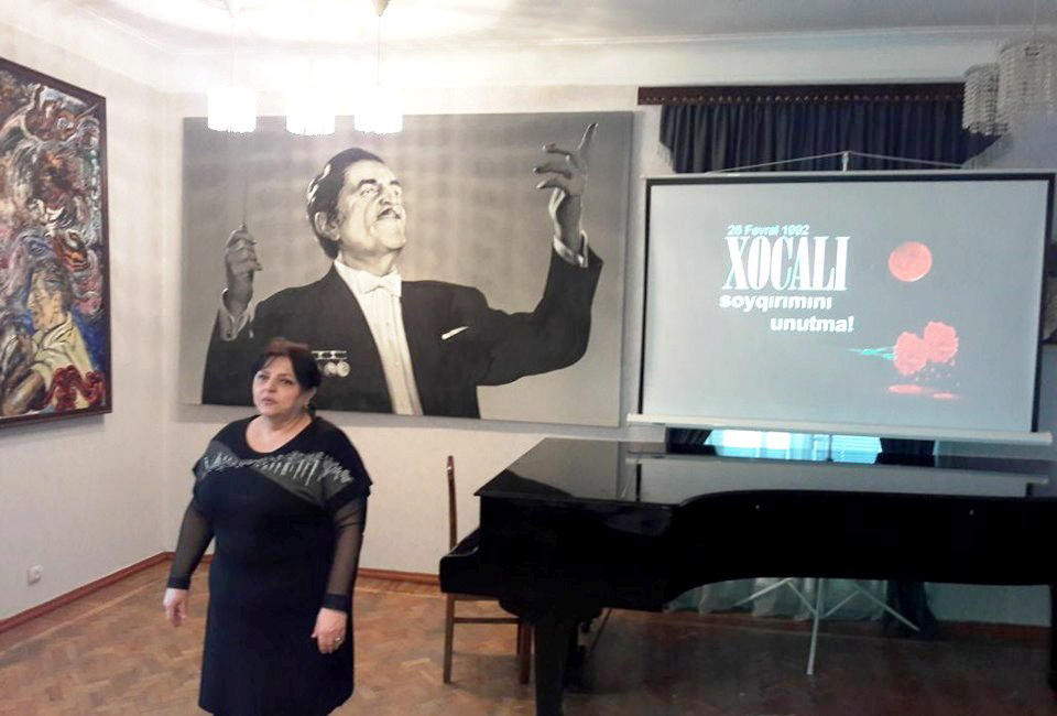 Реквием-композиция "Ходжалы" в память о жертвах трагедии (ФОТО)