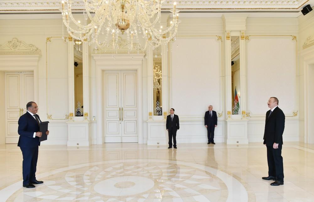 Президент Ильхам Алиев: Азербайджан намерен наладить тесные связи с Египтом во всех сферах (ФОТО)