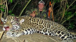 Фаиг Бабанлы признан лучшим охотником мира: Я съел сердце льва – это было вкусно (ФОТО)