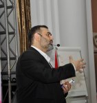 В Баку показали как управлять жизнью и временем (ФОТО)