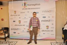 В Баку показали как управлять жизнью и временем (ФОТО)