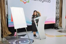 В Баку показали как управлять жизнью и временем (ФОТО)