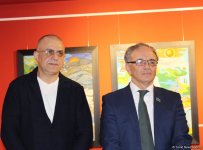 Магия чисел в картинах художника Ризвана Исмаила (ФОТО)