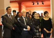 Магия чисел в картинах художника Ризвана Исмаила (ФОТО)