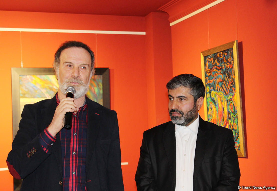 Магия чисел в картинах художника Ризвана Исмаила (ФОТО)