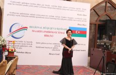 Азербайджанские женщины отмечают 8 марта (ФОТО)