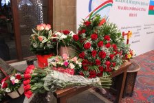 Азербайджанские женщины отмечают 8 марта (ФОТО)