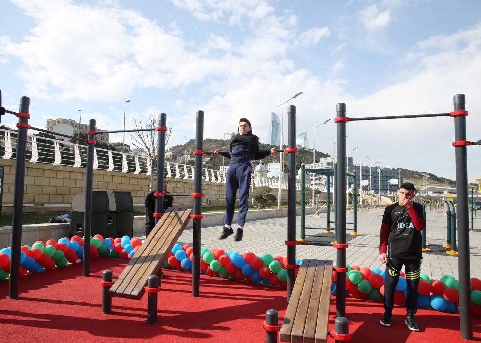 Вице-президент Фонда Гейдара Алиева Лейла Алиева приняла участие в церемонии открытия спортивной площадки (ФОТО)