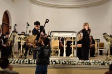 Как азербайджанские музыканты поздравили с 8 марта (ФОТО)