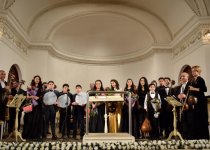 Как азербайджанские музыканты поздравили с 8 марта (ФОТО)