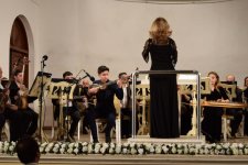 Как азербайджанские музыканты поздравили с 8 марта (ФОТО)