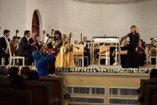 Как азербайджанские музыканты поздравили с 8 марта (ФОТО)