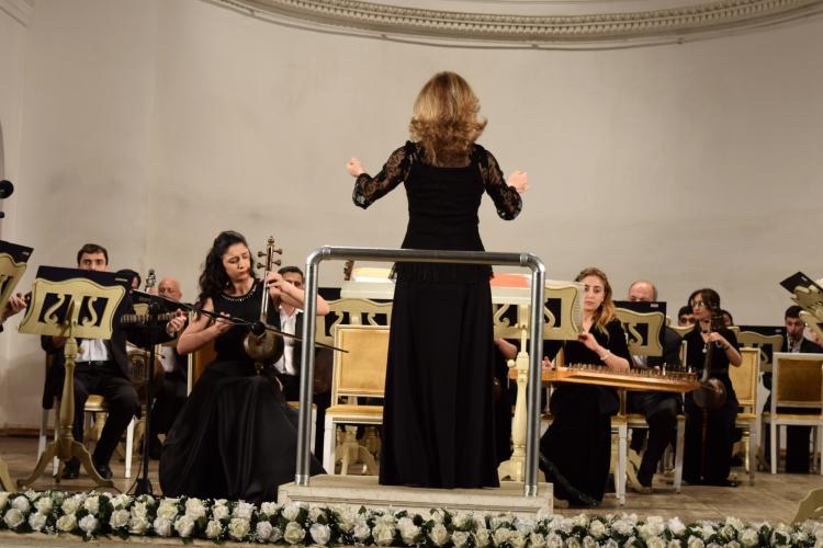 Как азербайджанские музыканты поздравили с 8 марта (ФОТО)