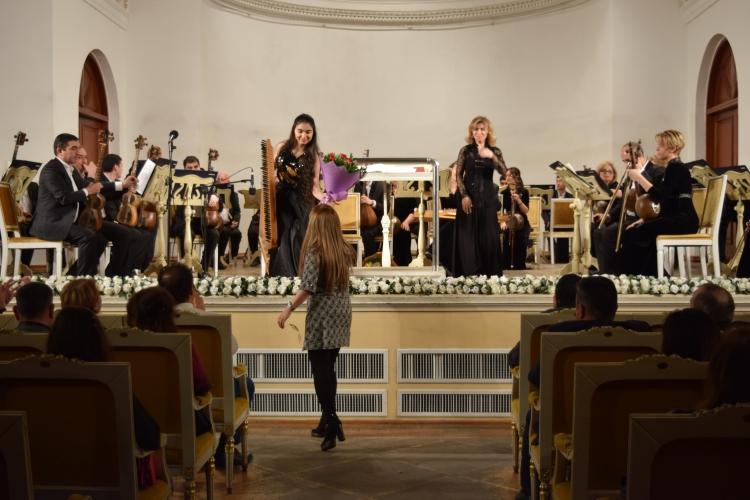 Как азербайджанские музыканты поздравили с 8 марта (ФОТО)