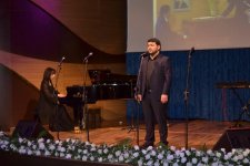 Мир любви: Азербайджанская молодежь поздравляет с 8 марта (ФОТО)