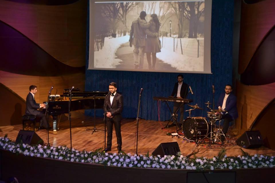 Мир любви: Азербайджанская молодежь поздравляет с 8 марта (ФОТО)