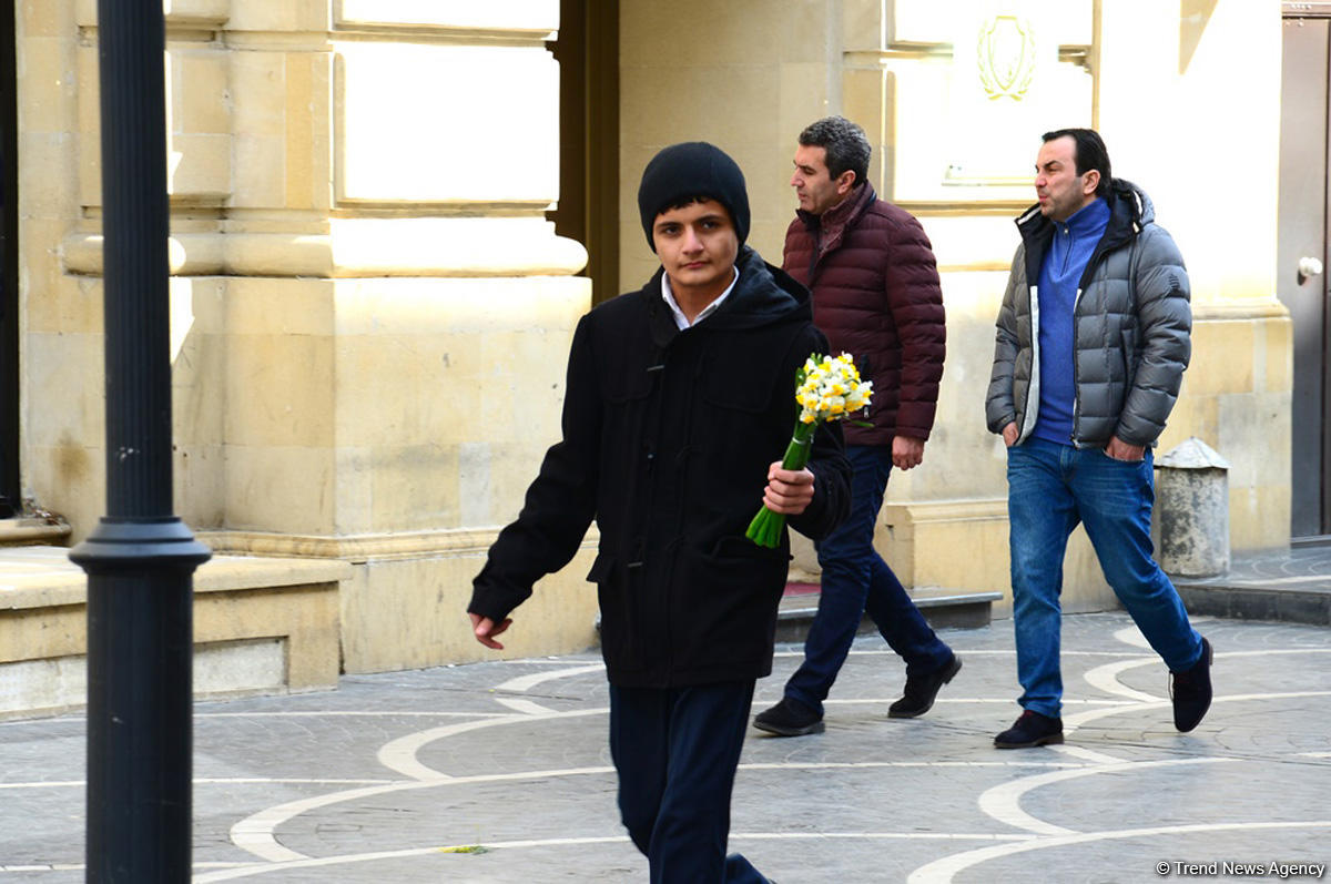 С праздником вас, азербайджанские женщины! (ФОТОРЕПОРТАЖ)