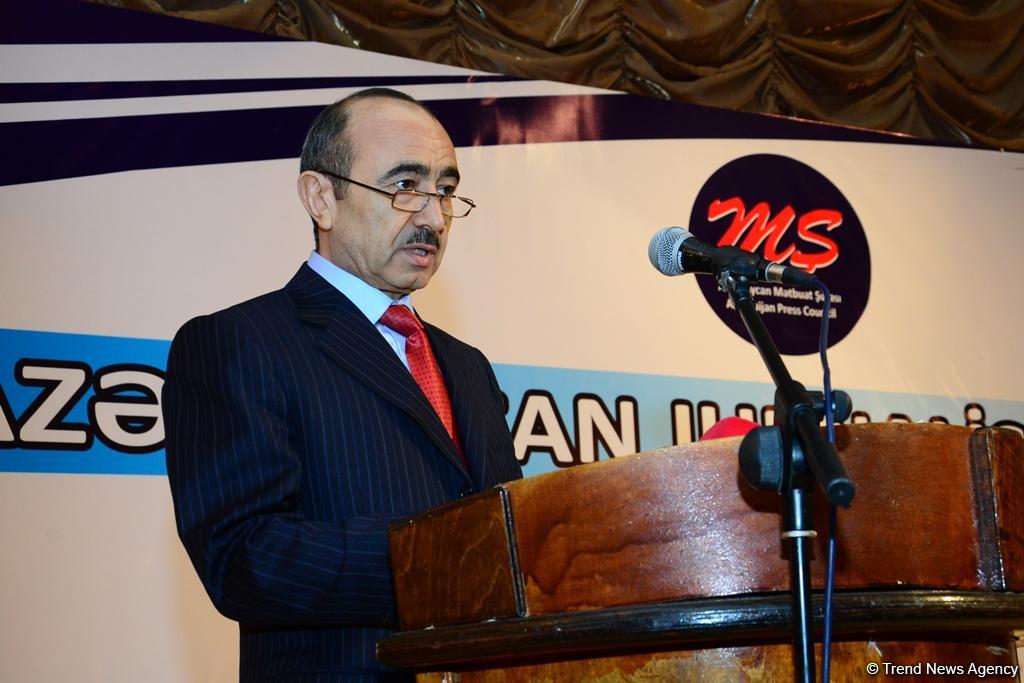 В Баку проходит VII съезд азербайджанских журналистов (ФОТОРЕПОРТАЖ)