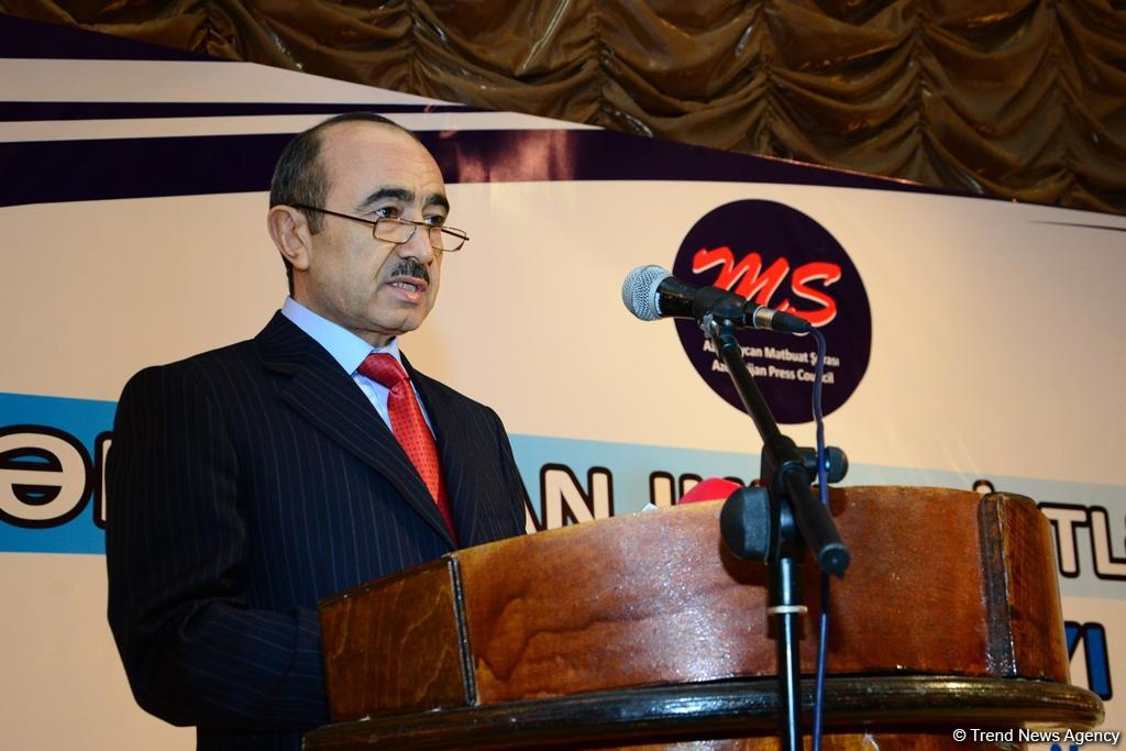 В Баку проходит VII съезд азербайджанских журналистов (ФОТОРЕПОРТАЖ)