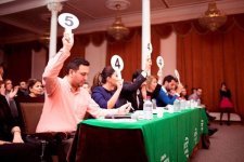 50 оттенков смеха бакинских юношей и девушек (ФОТО)