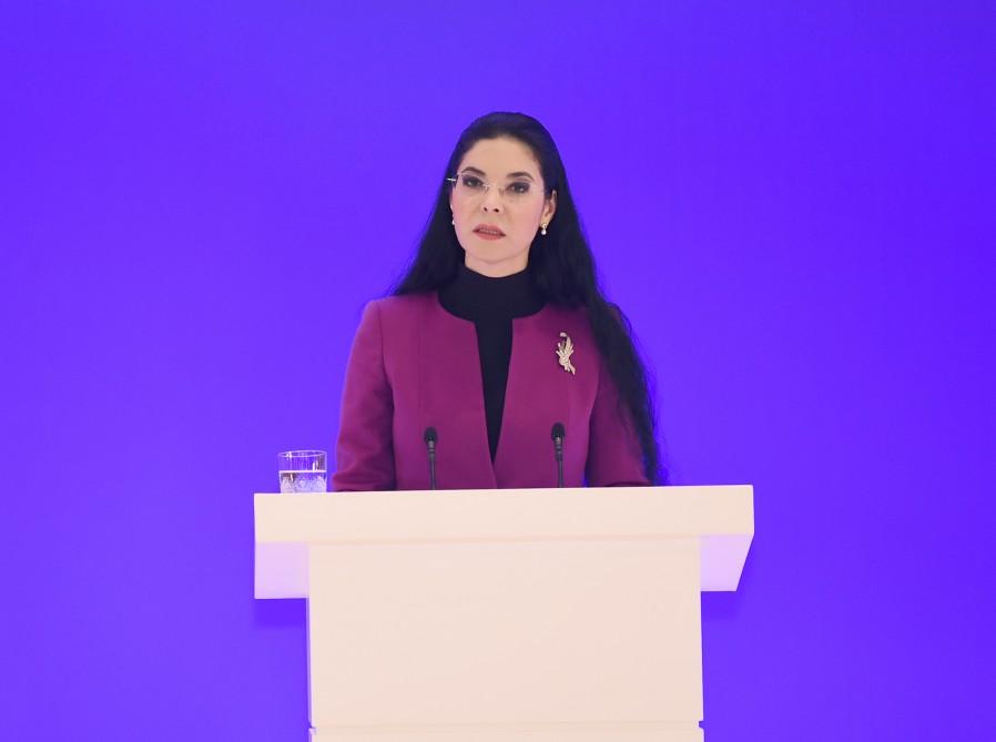 Президент Ильхам Алиев и его супруга приняли участие в VI Глобальном Бакинском форуме (ФОТО)