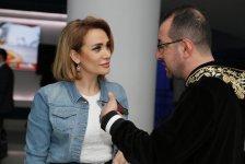 Лара Крофт отправилась на поиски отца вместе с азербайджанцами (ВИДЕО, ФОТО)