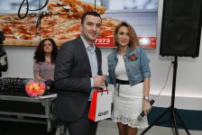 Лара Крофт отправилась на поиски отца вместе с азербайджанцами (ВИДЕО, ФОТО)