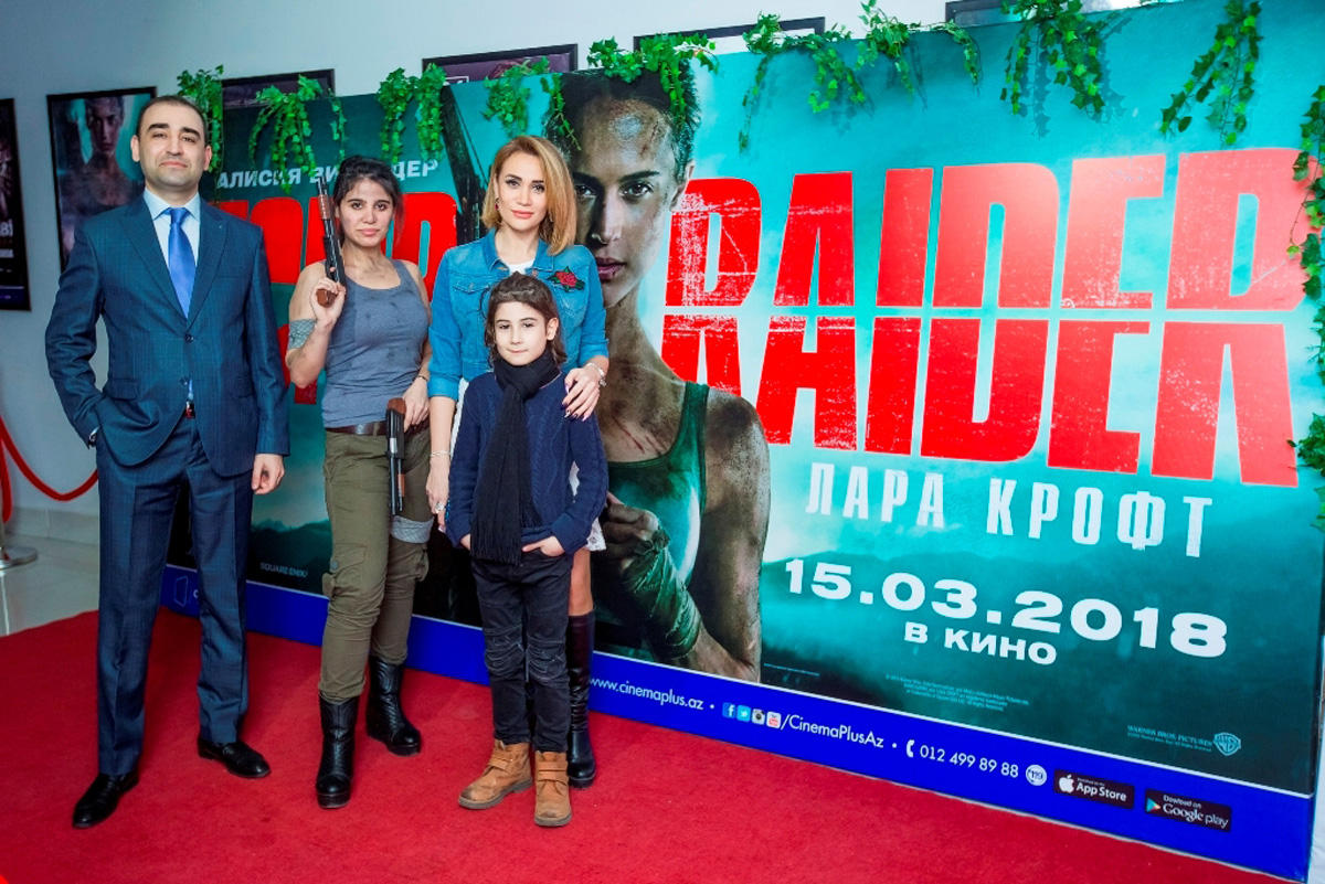 Лара Крофт отправилась на поиски отца вместе с азербайджанцами (ВИДЕО, ФОТО)