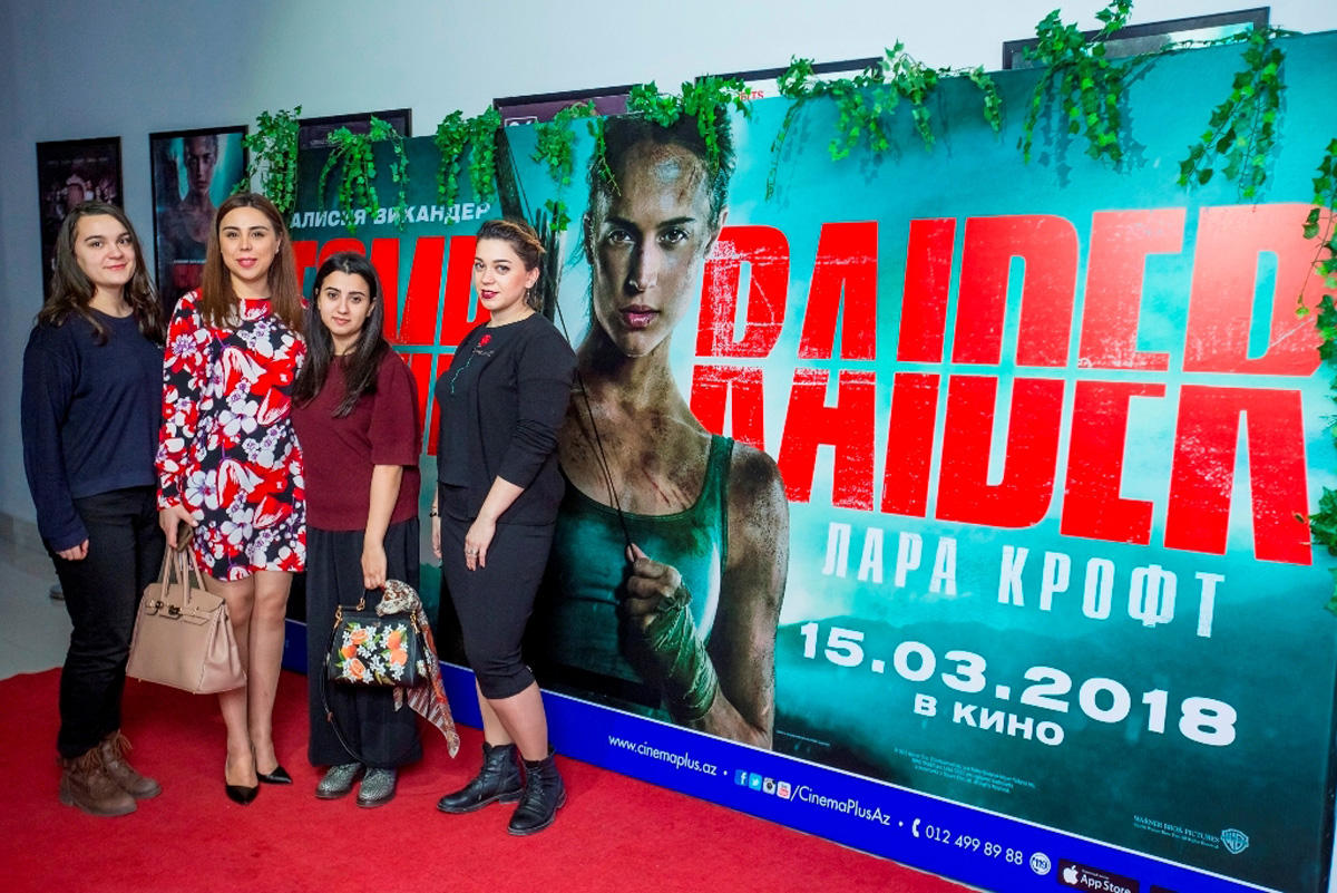 Лара Крофт отправилась на поиски отца вместе с азербайджанцами (ВИДЕО, ФОТО)