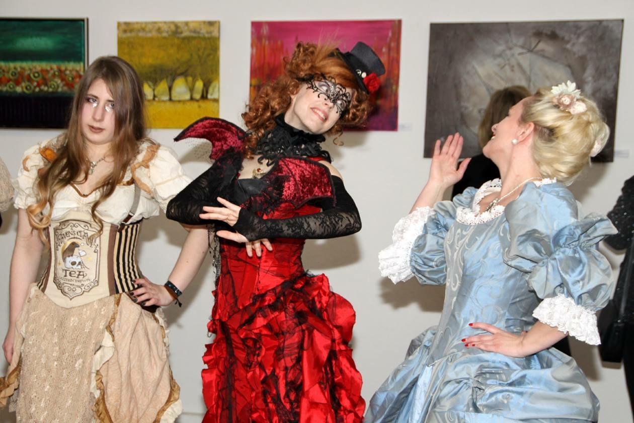 Маргарита Керимова-Соколова раскрыла тайны зороастризма в Германии – уникальные символы (ФОТО)